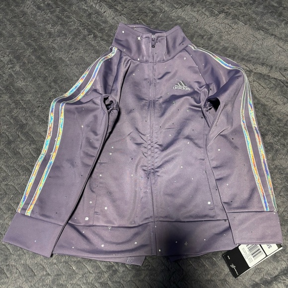 Adidas Girls/Toddler Sweatsuit Size.5 BNWT - Picture 2 of 4